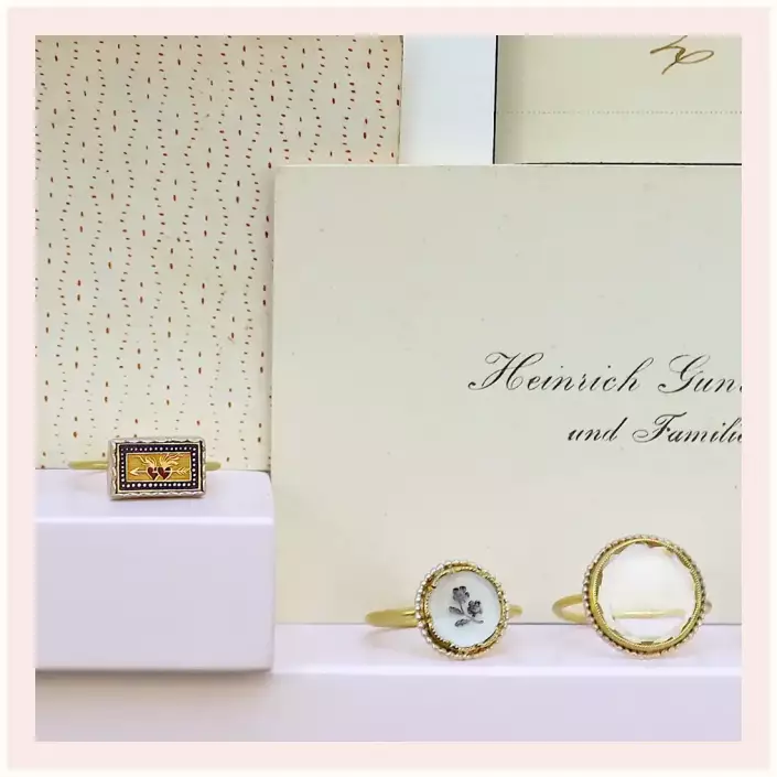 anne-von-waechter-ringe-bergkristall Ringe aus Gold und Bergkristall